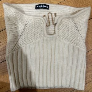 KNOT WHITE BLOUSE WITH GOLD CHARM 🍭